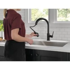 Trinsic Single-Handle Pull-Down Sprayer Kitchen Faucet With MagnaTite Docking In Matte Black 23 Trinsic Single-Handle Pull-Down Sprayer Kitchen Faucet With MagnaTite Docking In Matte Black -Household Items 1e86ebec93f355a095163185069317ae 1800x1800