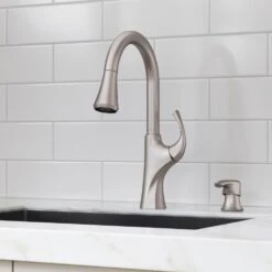 Miri Single-Handle Pull-Down Sprayer Kitchen Faucet With Soap Dispenser In Spot Defense Stainless Steel -Household Items 7b9675c64d607a378c37e4433c4d79b6 1800x1800