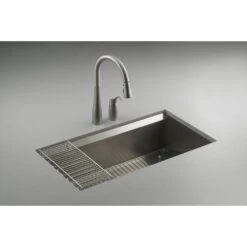 Simplice Single-Handle Pull-Down Sprayer Kitchen Faucet With DockNetik And Sweep Spray In Vibrant Stainless -Household Items a62587f849757227bc288eef8b18ad35 1800x1800